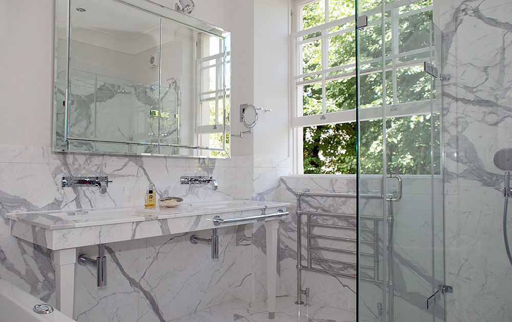 Warwick Avenue Project - Designer Bathroom by Schneider Architects