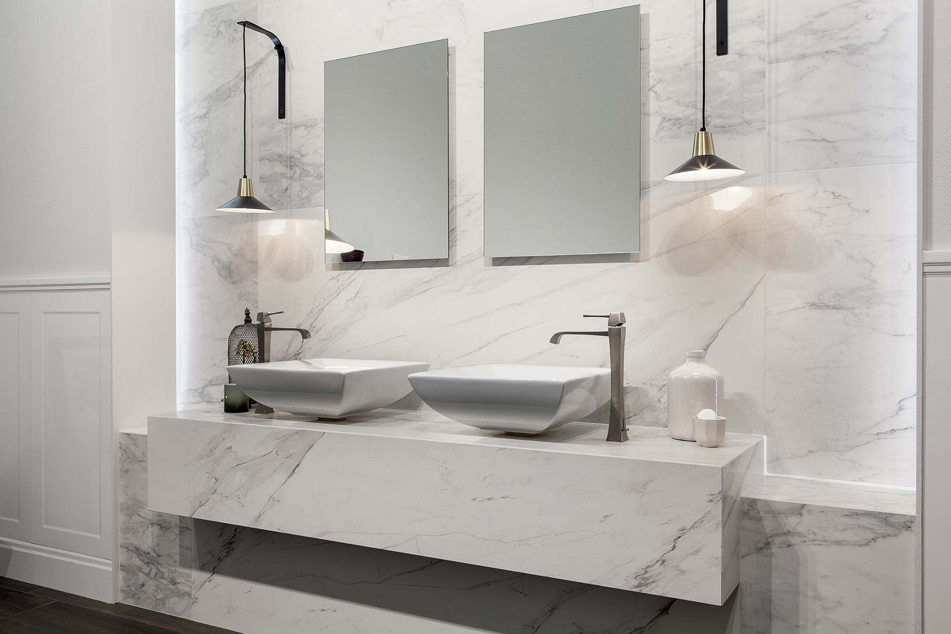 CALACATTA STONE SMOOTH White Marble tile   80 x 180 cm